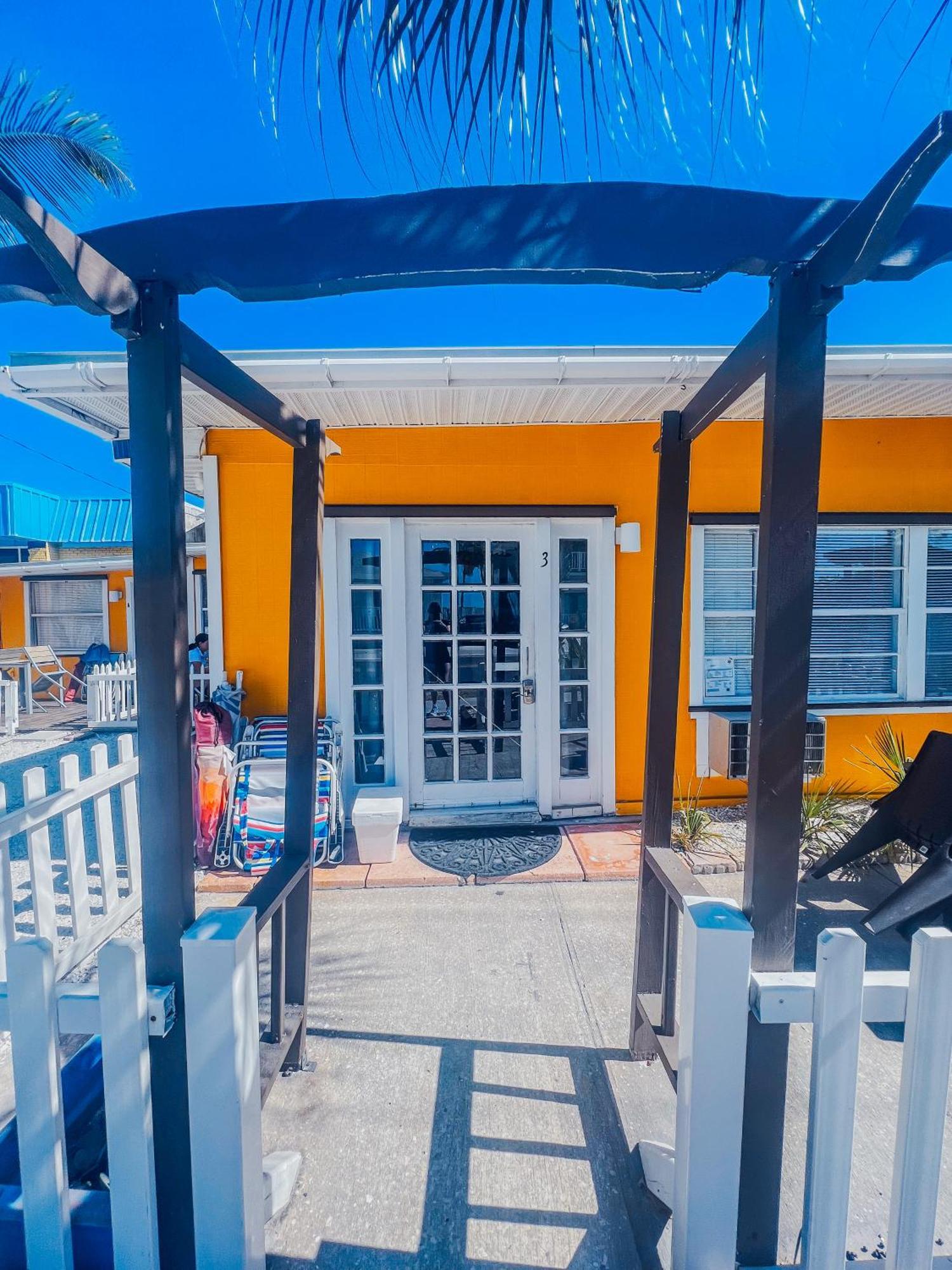 Playa Esmeralda One Bedroom Cottages Брадентон-Бич Экстерьер фото