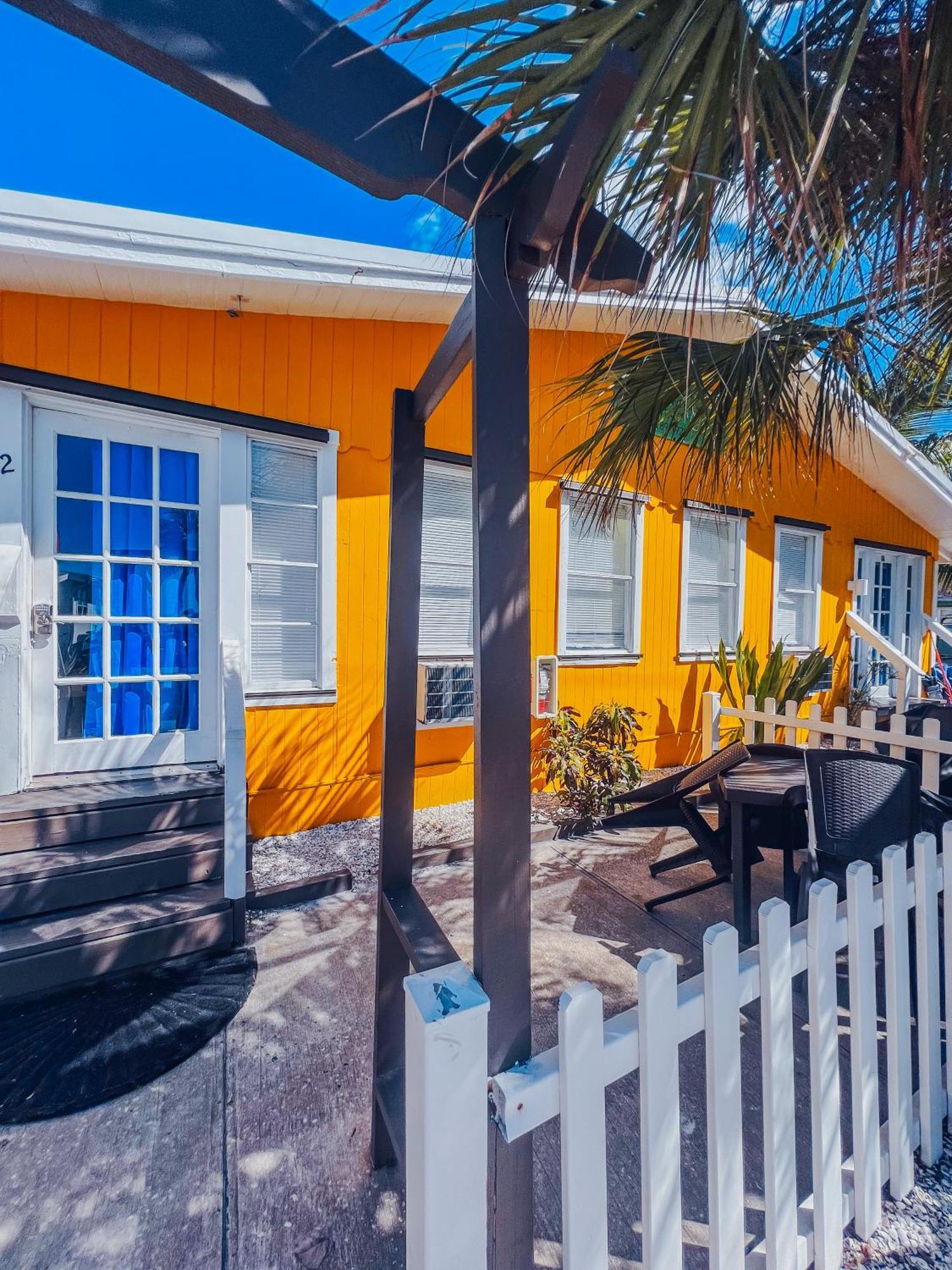 Playa Esmeralda One Bedroom Cottages Брадентон-Бич Экстерьер фото